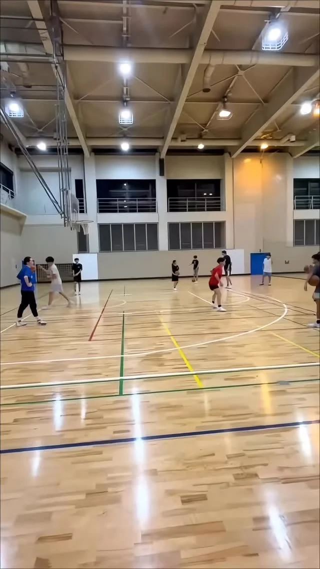 エスプロ中学生クラス🏀

毎回の積み上げが試合での自信に繋がります⛹️⛹️‍♀️🔥

━━━━━━━━━━━━━━━━━

🏀小学生
・基礎クラス 募集中！未経験者大歓迎✨
・通常クラス 募集中！経験者大歓迎✨
・選手クラス 募集中！

🏀中学生クラス 募集中！

体験の詳細・お申し込みは
プロフィールのリンクから😊✨
@sprojectbb

お気軽にお問い合わせください♪

━━━━━━━━━━━━━━━

#sproject #sprojectbb #エスプロ #バスケスクール #バスケ部 #ミニバス #中学生バスケ #川口市sproject #川口市エスプロ #川口市バスケ #新郷スポーツセンター #東スポーツセンター #体育武道センター #川口市 #埼玉県川口市 #川口駅 #川口市ママ #川口市子育て #草加市ママ #草加市子育て #草加市バスケ #足立区ママ #足立区子育て #西川口 #鳩ヶ谷 #川口市習い事 #草加市習い事 #足立区習い事